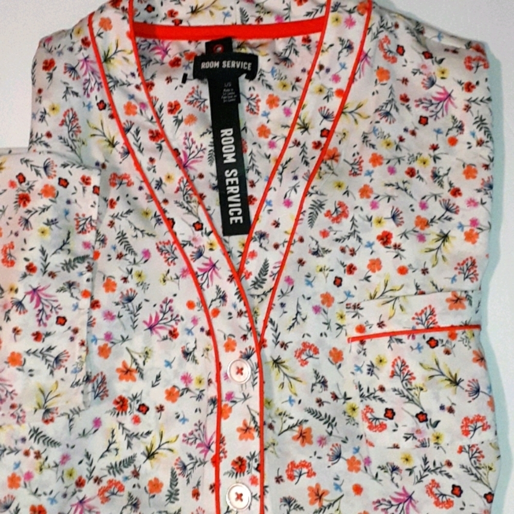 ROOM SERVICE TOP Cottage Core Floral Orange Pocket Size Large